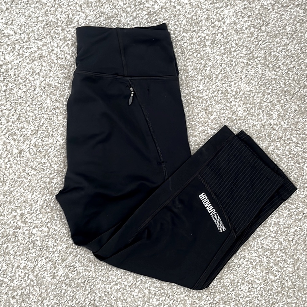 Under Armour Black Crop Leggings
